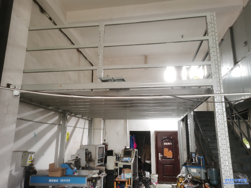 成都二层阁楼货架现货安装实景