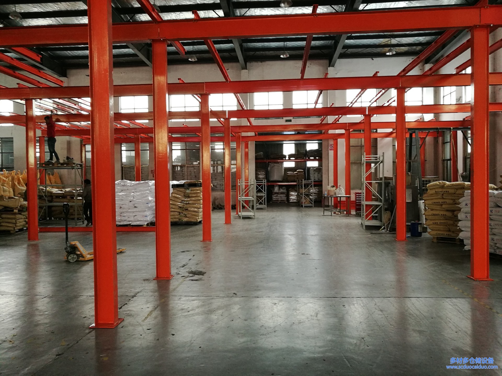 钢平台二层320元每平米完工