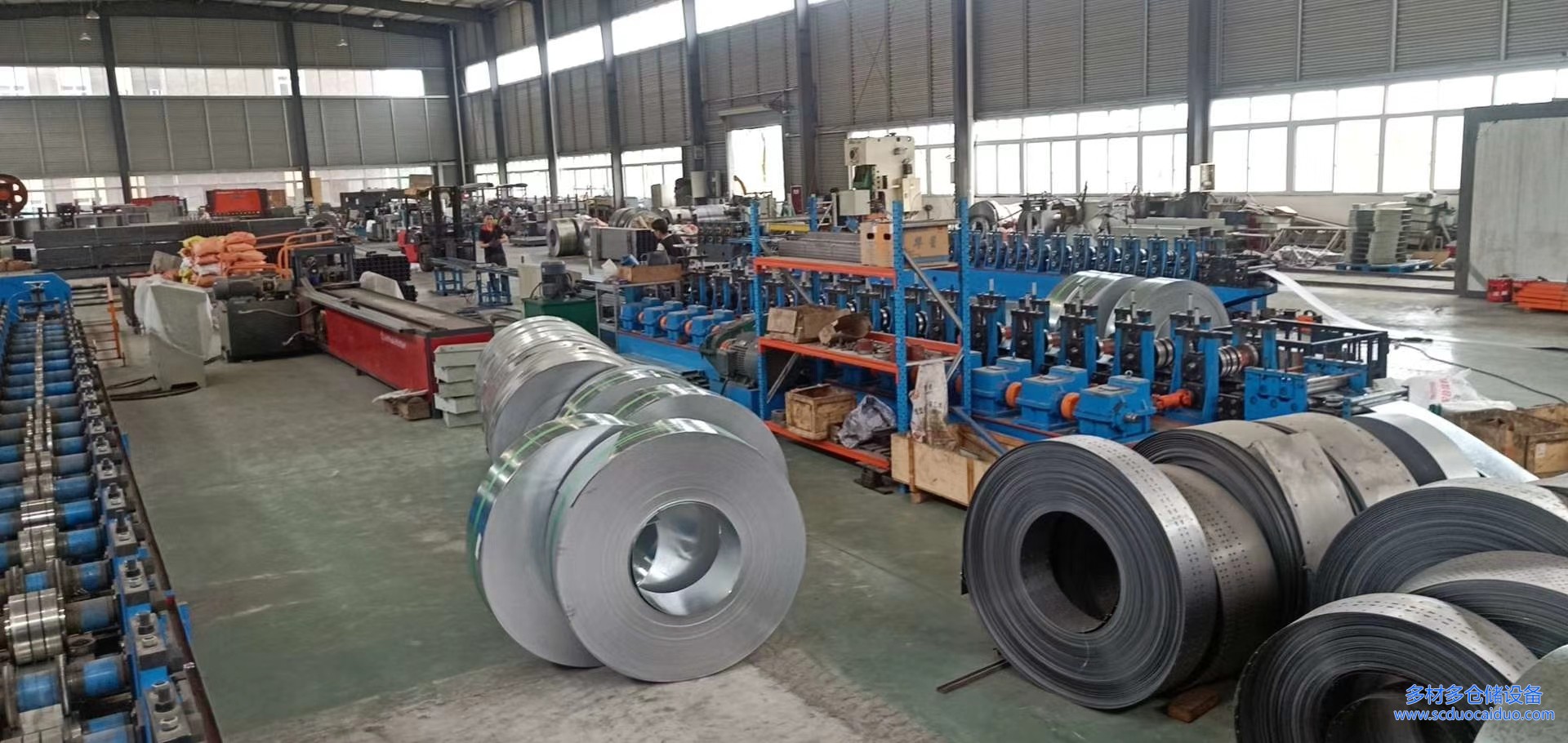 成都货架工厂车间实拍