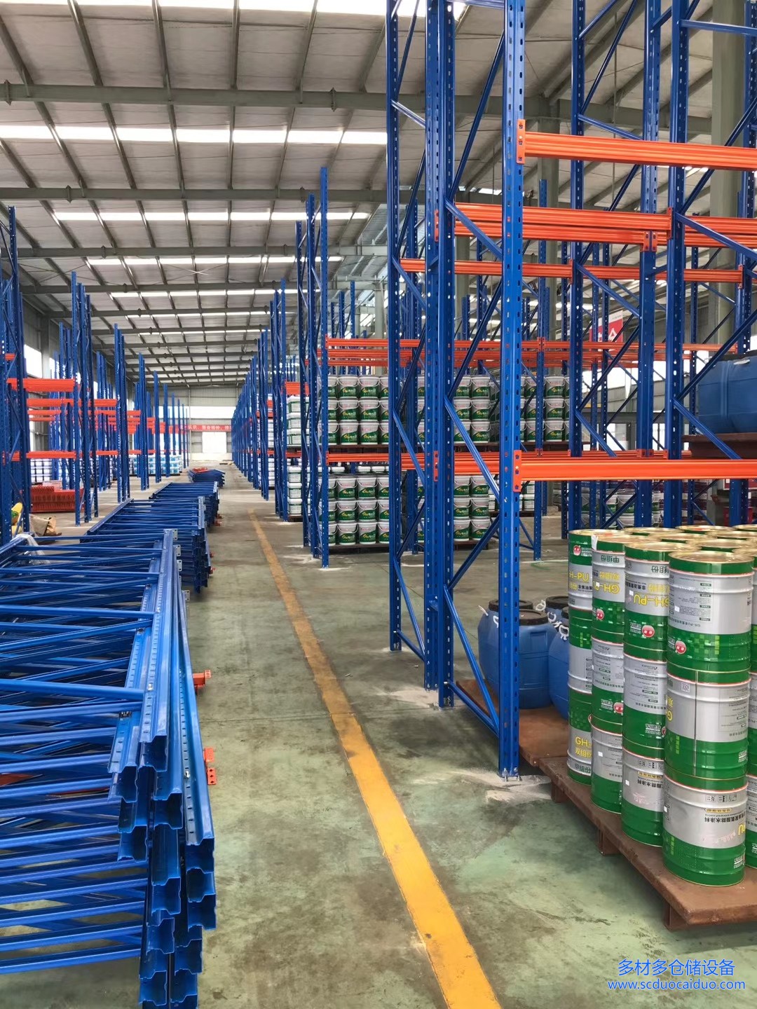 成都本地仓库重型货架安装现场