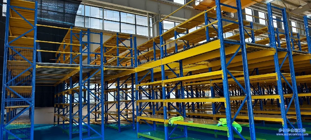 成都阁楼货架搭建厂家_2026全新报价260元/㎡起